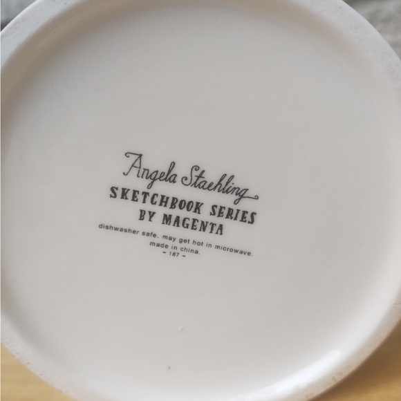 MAGENTA MUG🪢 Fox Wearing Scarf Mug Sketchbook - Picture 4 of 5